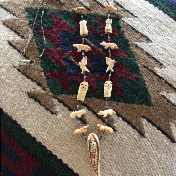 Vintage Zuni Corn Maiden Fetish Necklace. - Picture 1 of 10